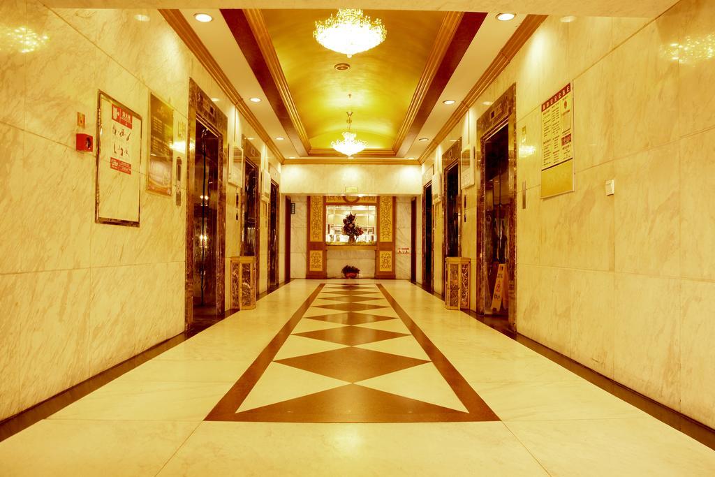 Donghai Grand Hotel Циндао Экстерьер фото